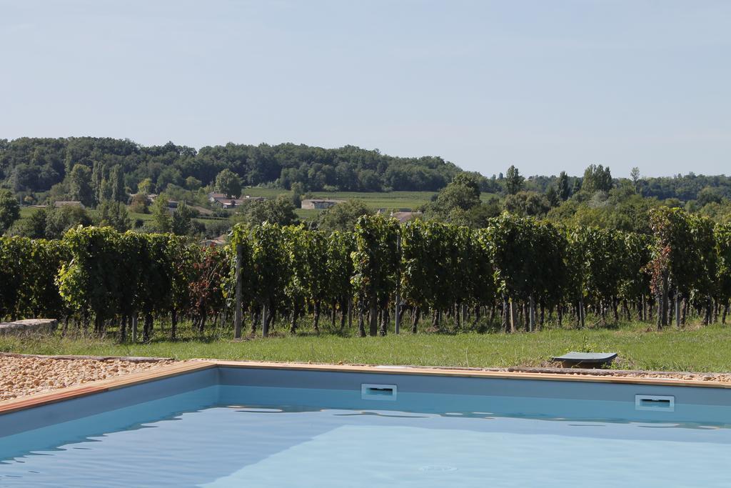 Chateau Nardou Hotel Saint-Sulpice-et-Cameyrac Bilik gambar